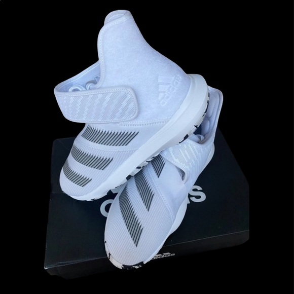 Men Adidas Harden Basketball Shoes - Picture 2 of 4